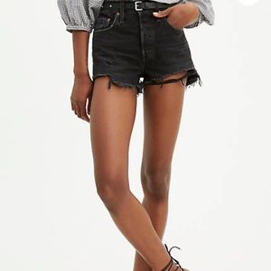 Levi’s 501 High Rise Women’s Shorts size 24